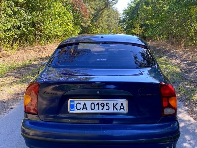 Синий Дэу Ланос, объемом двигателя 1.5 л и пробегом 264 тыс. км за 2150 $, фото 5 на Automoto.ua
