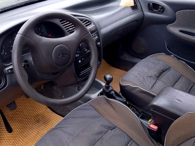 Синий Дэу Ланос, объемом двигателя 1.5 л и пробегом 249 тыс. км за 2500 $, фото 5 на Automoto.ua