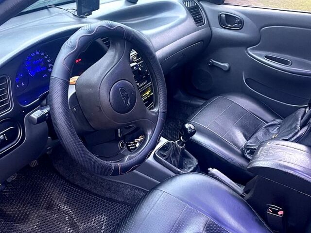 Синий Дэу Ланос, объемом двигателя 1.5 л и пробегом 155 тыс. км за 2800 $, фото 3 на Automoto.ua