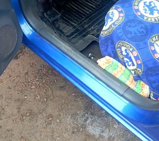 Синій Деу Ланос, об'ємом двигуна 1.4 л та пробігом 180 тис. км за 2950 $, фото 5 на Automoto.ua