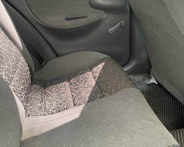 Синий Дэу Ланос, объемом двигателя 1.5 л и пробегом 218 тыс. км за 2700 $, фото 3 на Automoto.ua