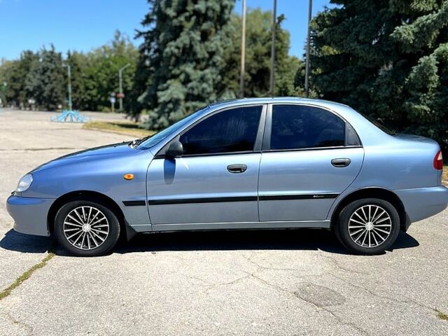 Синий Дэу Ланос, объемом двигателя 1.5 л и пробегом 280 тыс. км за 3200 $, фото 5 на Automoto.ua