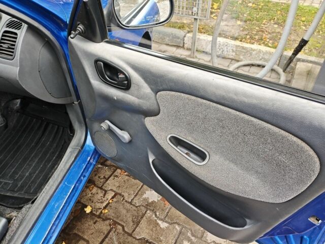 Синий Дэу Ланос, объемом двигателя 1.4 л и пробегом 1 тыс. км за 1500 $, фото 4 на Automoto.ua