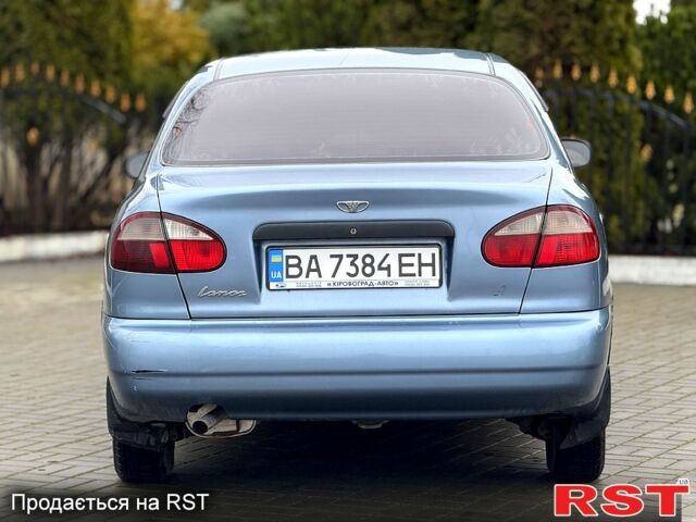 Синий Дэу Ланос, объемом двигателя 1.4 л и пробегом 75 тыс. км за 1999 $, фото 4 на Automoto.ua