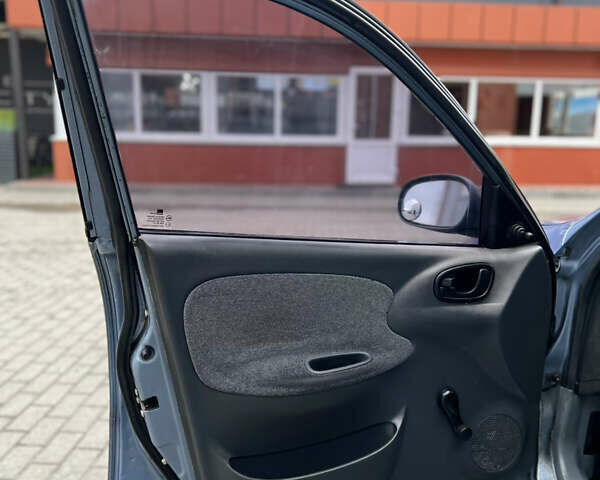 Синий Дэу Ланос, объемом двигателя 1.5 л и пробегом 200 тыс. км за 2150 $, фото 5 на Automoto.ua