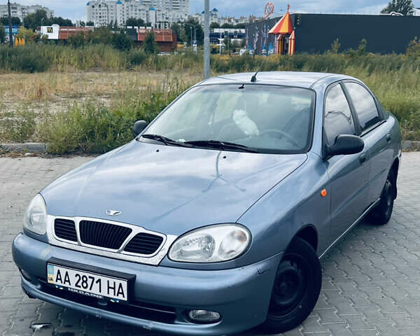 Синий Дэу Ланос, объемом двигателя 1.6 л и пробегом 310 тыс. км за 2200 $, фото 1 на Automoto.ua