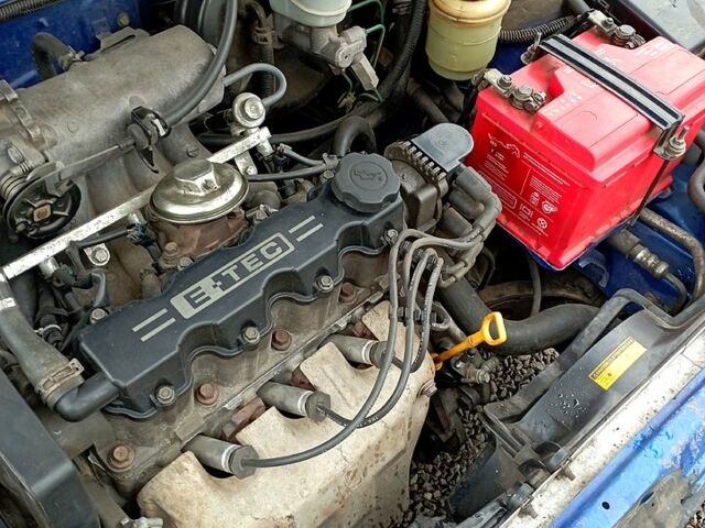 Синій Деу Ланос, об'ємом двигуна 1.5 л та пробігом 185 тис. км за 2850 $, фото 9 на Automoto.ua