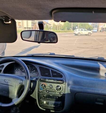 Синий Дэу Ланос, объемом двигателя 1.6 л и пробегом 266 тыс. км за 3100 $, фото 10 на Automoto.ua