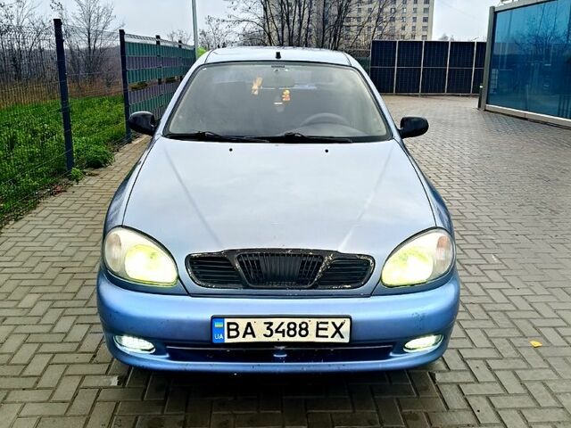 Синий Дэу Ланос, объемом двигателя 1.5 л и пробегом 201 тыс. км за 2300 $, фото 1 на Automoto.ua