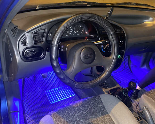 Синий Дэу Ланос, объемом двигателя 1.5 л и пробегом 206 тыс. км за 3200 $, фото 9 на Automoto.ua