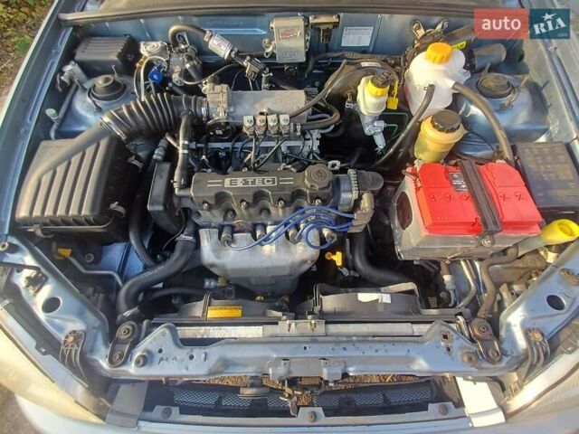 Деу Ланос 2008 у Полтаві на Automoto.ua Синій Деу Ланос, об'ємом двигуна 1.5 л та пробігом 168 тис. км за 2500 $, фото 22 на Automoto.ua