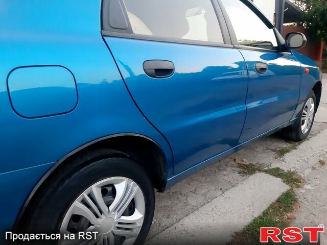 Синій Деу Ланос, об'ємом двигуна 1.5 л та пробігом 149 тис. км за 2799 $, фото 4 на Automoto.ua