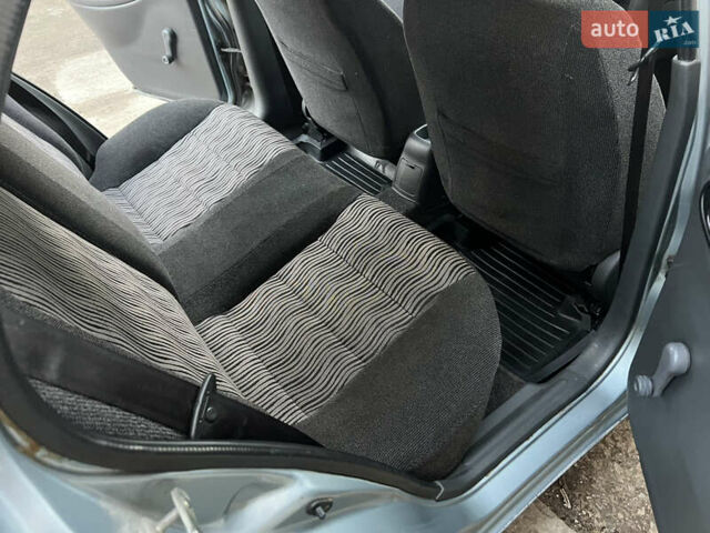 Синий Дэу Ланос, объемом двигателя 1.5 л и пробегом 122 тыс. км за 3100 $, фото 13 на Automoto.ua