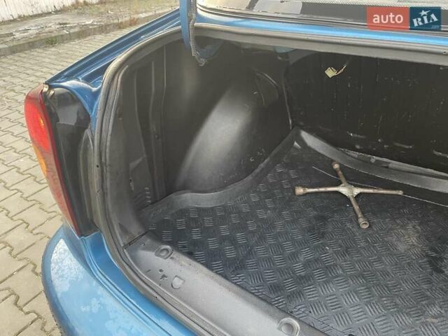 Синий Дэу Ланос, объемом двигателя 1.5 л и пробегом 65 тыс. км за 3200 $, фото 2 на Automoto.ua