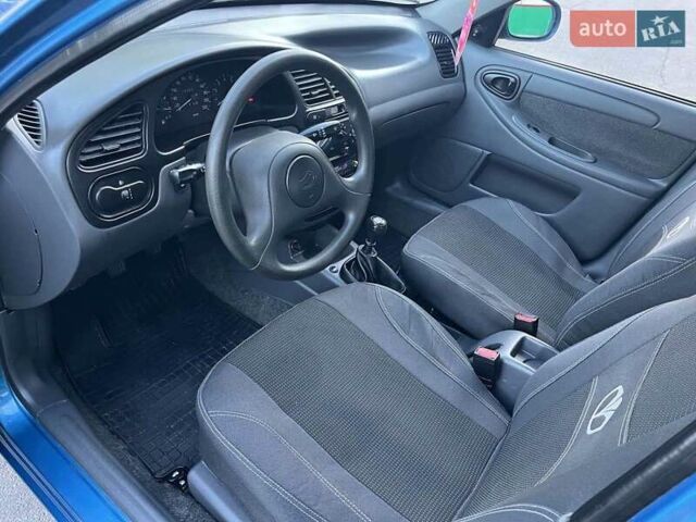 Синий Дэу Ланос, объемом двигателя 1.5 л и пробегом 125 тыс. км за 3300 $, фото 3 на Automoto.ua