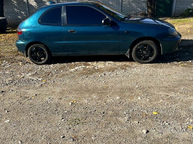 Дэу Ланос 1998 в Запорожье на Automoto.ua Зеленый Дэу Ланос, объемом двигателя 1.5 л и пробегом 233 тыс. км за 2900 $, фото 3 на Automoto.ua