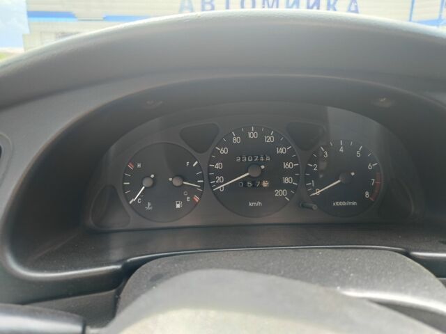 Зеленый Дэу Ланос, объемом двигателя 1.5 л и пробегом 230 тыс. км за 2200 $, фото 5 на Automoto.ua