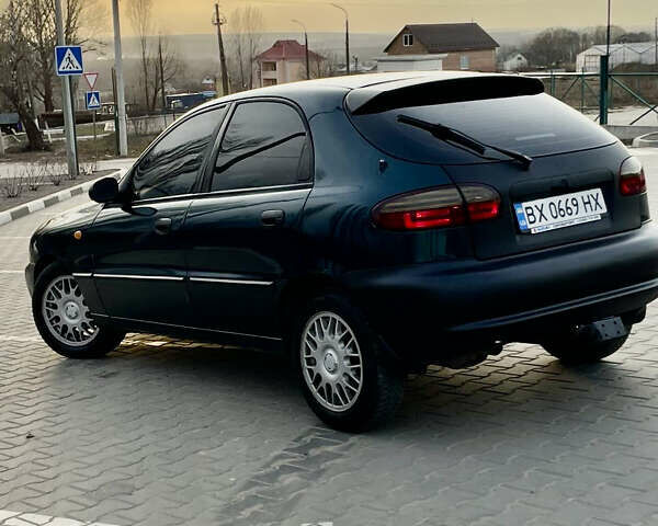 Зеленый Дэу Ланос, объемом двигателя 1.5 л и пробегом 335 тыс. км за 1900 $, фото 2 на Automoto.ua