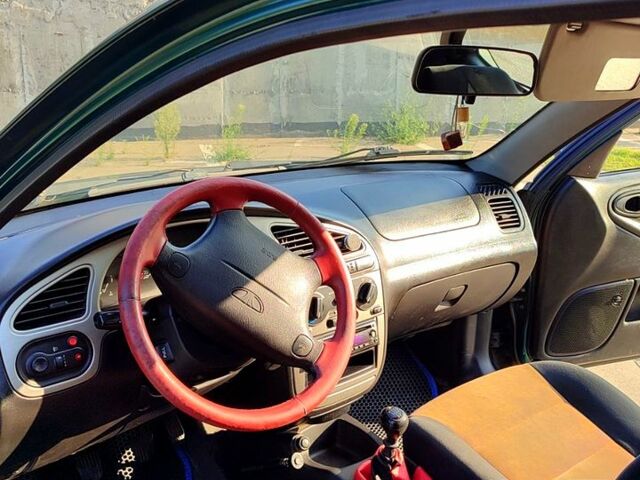 Зеленый Дэу Ланос, объемом двигателя 1.6 л и пробегом 193 тыс. км за 2500 $, фото 5 на Automoto.ua