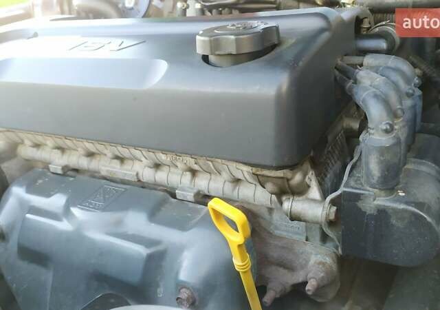 Зелений Деу Ланос, об'ємом двигуна 1.6 л та пробігом 339 тис. км за 3500 $, фото 13 на Automoto.ua