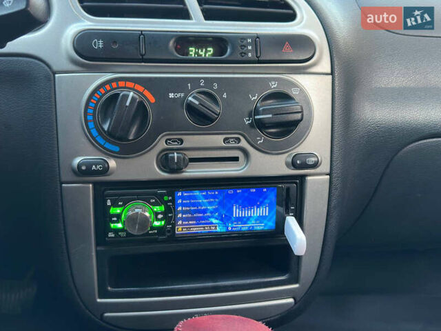 Зелений Деу Ланос, об'ємом двигуна 1.6 л та пробігом 175 тис. км за 2199 $, фото 20 на Automoto.ua