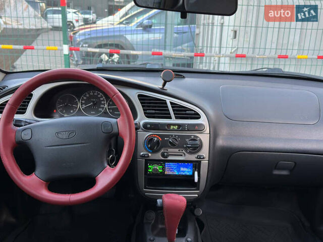 Зелений Деу Ланос, об'ємом двигуна 1.6 л та пробігом 175 тис. км за 2199 $, фото 21 на Automoto.ua