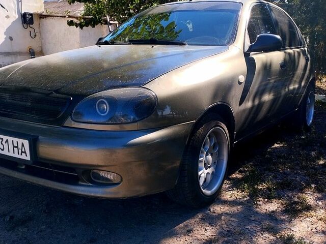 Деу Ланос 2007 у Первомайськ на Automoto.ua Зелений Деу Ланос, об'ємом двигуна 1.5 л та пробігом 283 тис. км за 2650 $, фото 2 на Automoto.ua