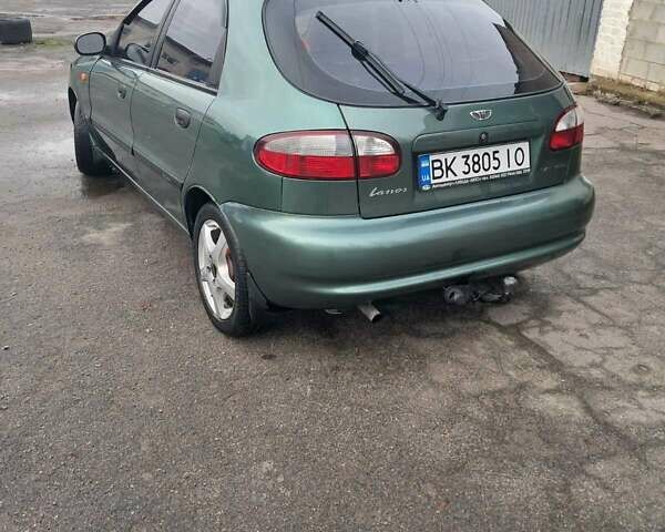 Зеленый Дэу Ланос, объемом двигателя 1.5 л и пробегом 171 тыс. км за 2950 $, фото 1 на Automoto.ua