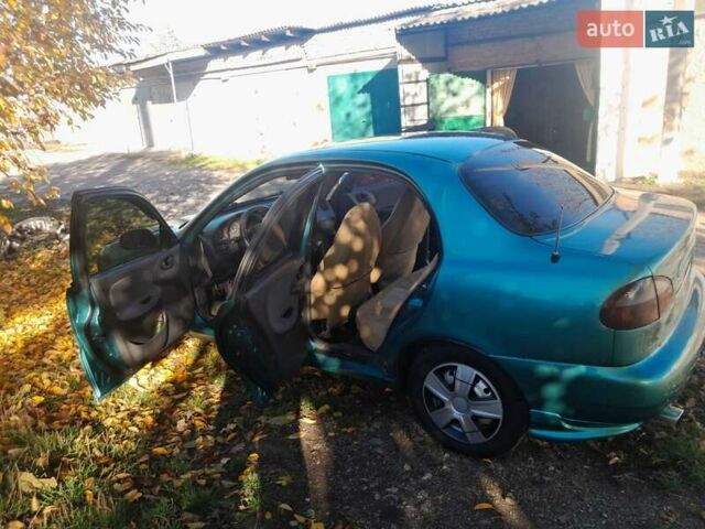 Зелений Деу Ланос, об'ємом двигуна 1.5 л та пробігом 240 тис. км за 3200 $, фото 1 на Automoto.ua