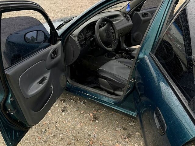 Дэу Ланос 1998 в Днепре (Днепропетровске) на Automoto.ua Зеленый Дэу Ланос, объемом двигателя 1.5 л и пробегом 0 тыс. км за 1650 $, фото 3 на Automoto.ua