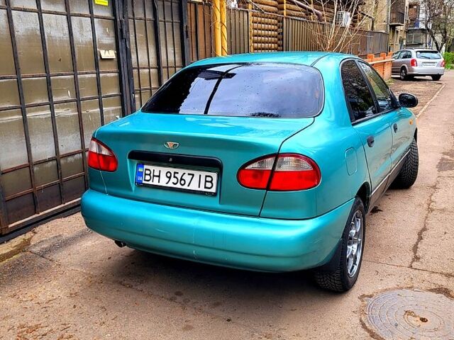 Зеленый Дэу Ланос, объемом двигателя 1.5 л и пробегом 350 тыс. км за 2700 $, фото 2 на Automoto.ua