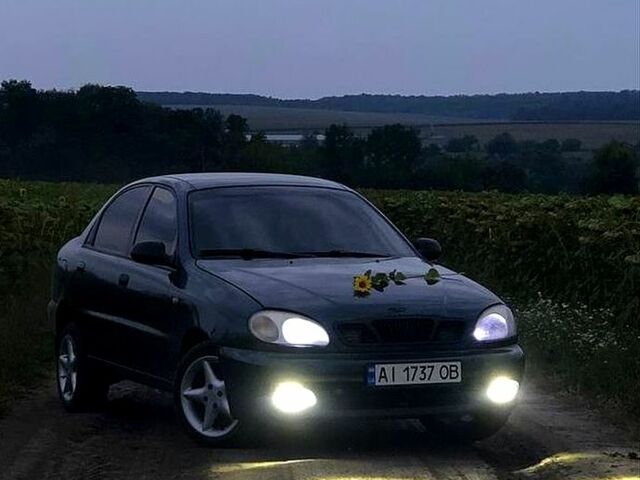 Зеленый Дэу Ланос, объемом двигателя 1.5 л и пробегом 100 тыс. км за 3000 $, фото 2 на Automoto.ua