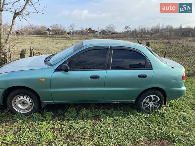 Зеленый Дэу Ланос, объемом двигателя 1.5 л и пробегом 250 тыс. км за 1200 $, фото 2 на Automoto.ua