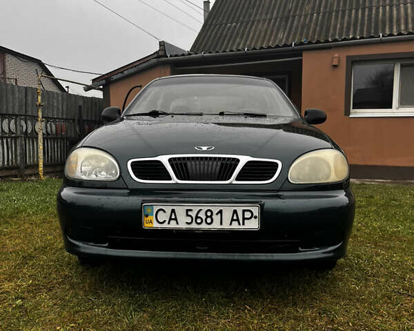 Зеленый Дэу Ланос, объемом двигателя 1.5 л и пробегом 150 тыс. км за 1800 $, фото 1 на Automoto.ua