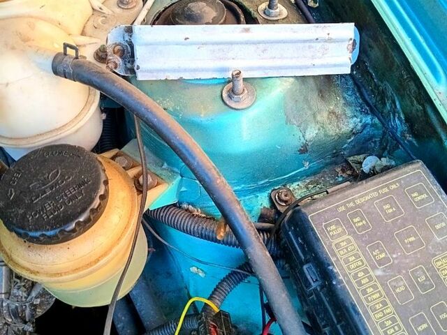 Зеленый Дэу Ланос, объемом двигателя 1.5 л и пробегом 280 тыс. км за 2200 $, фото 5 на Automoto.ua