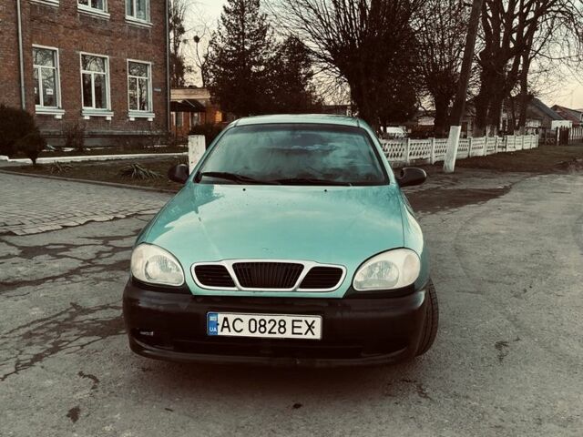 Зеленый Дэу Ланос, объемом двигателя 1.5 л и пробегом 300 тыс. км за 1100 $, фото 1 на Automoto.ua