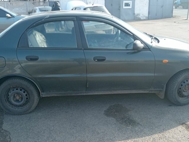 Деу Ланос 1998 у Кривому Розі на Automoto.ua Зелений Деу Ланос, об'ємом двигуна 1.5 л та пробігом 260 тис. км за 1500 $, фото 3 на Automoto.ua
