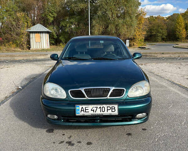 Зелений Деу Ланос, об'ємом двигуна 1.5 л та пробігом 300 тис. км за 1699 $, фото 1 на Automoto.ua