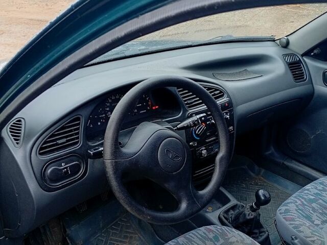 Зелений Деу Ланос, об'ємом двигуна 1.5 л та пробігом 170 тис. км за 1250 $, фото 3 на Automoto.ua
