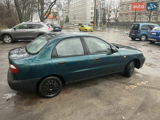 Зеленый Дэу Ланос, объемом двигателя 1.5 л и пробегом 196 тыс. км за 2000 $, фото 2 на Automoto.ua