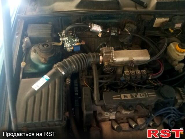 Зелений Деу Ланос, об'ємом двигуна 1.5 л та пробігом 380 тис. км за 1500 $, фото 4 на Automoto.ua
