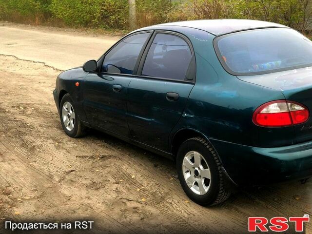 Деу Ланос 2002 у Змиеве на Automoto.ua Зелений Деу Ланос, об'ємом двигуна 1.5 л та пробігом 123 тис. км за 1700 $, фото 4 на Automoto.ua