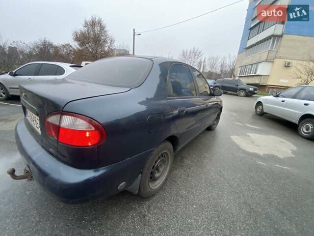 Зеленый Дэу Ланос, объемом двигателя 1.5 л и пробегом 218 тыс. км за 2500 $, фото 3 на Automoto.ua