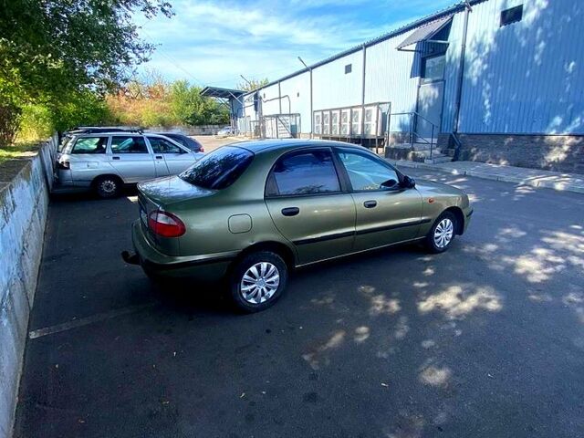 Зеленый Дэу Ланос, объемом двигателя 1.5 л и пробегом 217 тыс. км за 2250 $, фото 1 на Automoto.ua