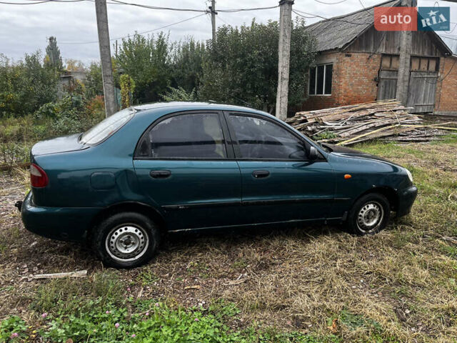 Зеленый Дэу Ланос, объемом двигателя 1.5 л и пробегом 200 тыс. км за 1400 $, фото 1 на Automoto.ua