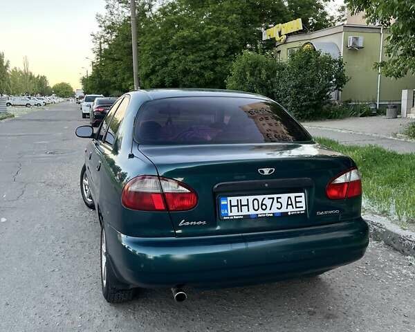 Зеленый Дэу Ланос, объемом двигателя 1.6 л и пробегом 400 тыс. км за 1950 $, фото 2 на Automoto.ua