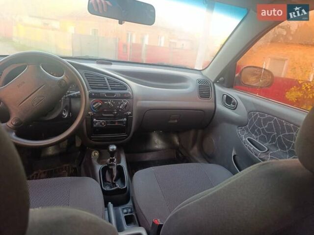 Зелений Деу Ланос, об'ємом двигуна 1.6 л та пробігом 290 тис. км за 1450 $, фото 10 на Automoto.ua