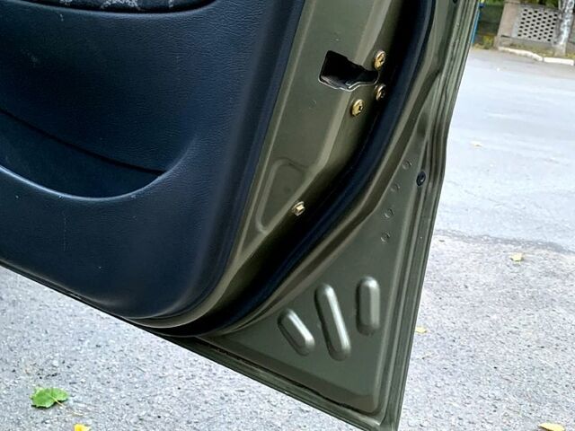 Зеленый Дэу Ланос, объемом двигателя 1.5 л и пробегом 217 тыс. км за 2250 $, фото 7 на Automoto.ua