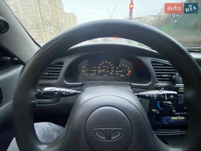 Зеленый Дэу Ланос, объемом двигателя 1.5 л и пробегом 218 тыс. км за 2500 $, фото 6 на Automoto.ua