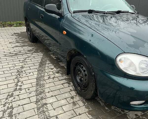 Зеленый Дэу Ланос, объемом двигателя 1.6 л и пробегом 292 тыс. км за 2400 $, фото 1 на Automoto.ua